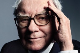 " Honesty is a very expensive gift, don't expect it from cheap people." - Warren Buffet/ Magna de la finance, philanthropist (Mark Seliger for Time)